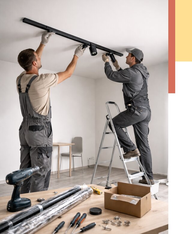 Установка трековых светильников в натяжной потолок в Таганроге от 4276 руб. | ОТДЕЛОЧНИК-Тгн